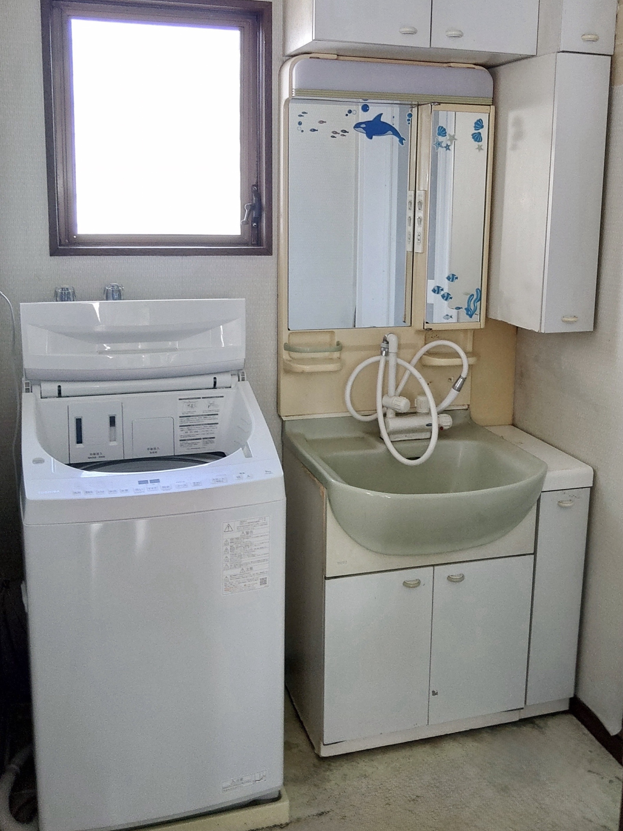 S様邸洗面化粧台交換前