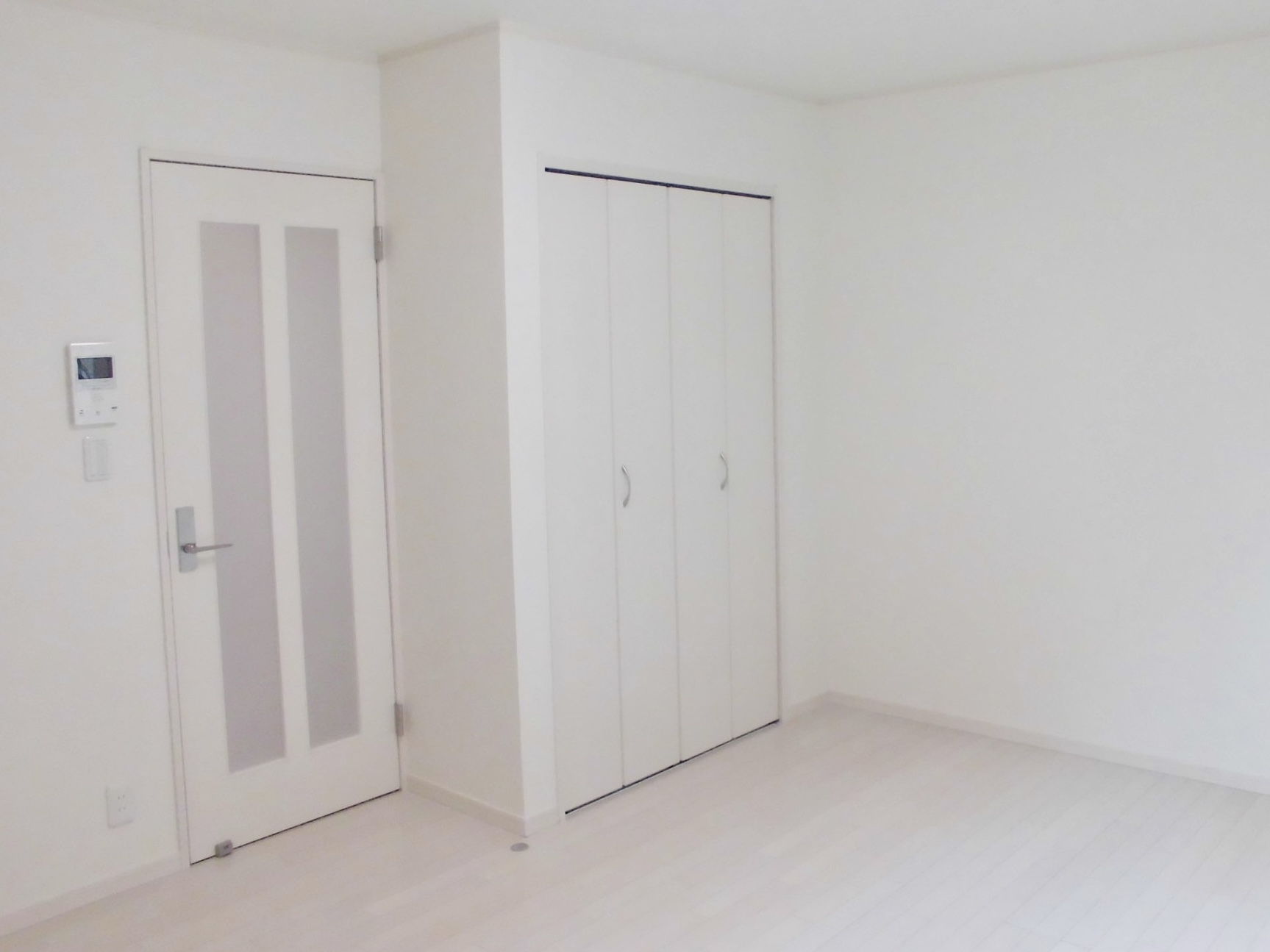 アパート新築内部➀